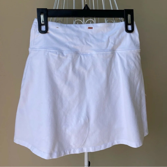 Pink Victoria secret tennis skirt with short underneath white size M - Picture 4 of 8